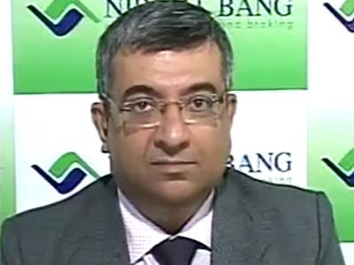 Video : Q4 PSU banks' profits likely to fall 4 per cent: Nirmal Bang