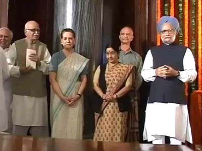 Video : PM must resign, demands opposition; let them ask, retorts Sonia Gandhi