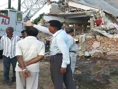 भोपाल में अस्पताल का हिस्सा गिरा, दो की मौत