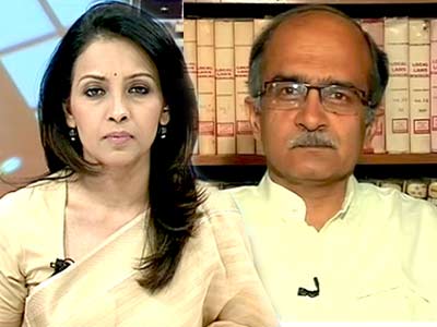 क्या सरकार सीबीआई पर बनाती है दबाव?