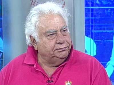 Engineer criticises Dravid for coming down the order