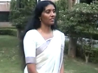 Video : Kerala girl emerges topper in civil services exam