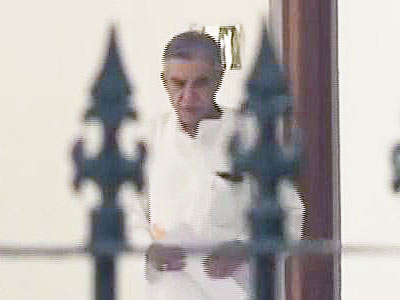 पवन बंसल ने की इस्तीफे की पेशकश