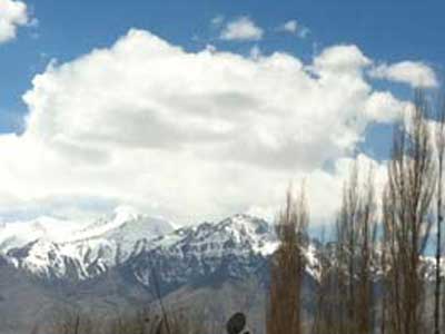 China-India stand-off at Ladakh ends, armies withdraw: Press trust of India China-India stand-off at Ladakh ends, armies withdraw: Press trust of India