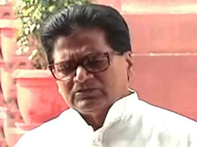 Videos : सपा ने भी मांगा रेलमंत्री बंसल का इस्तीफा
