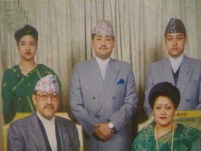 Video : Massacre of the royal family of Nepal (Aired: June 2001)
