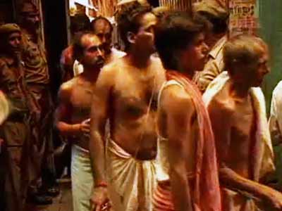 Kashmiri pandits: The forgotten minority (Aired: October 2004)