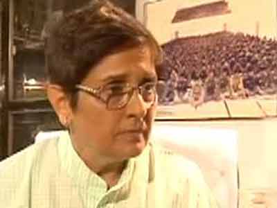 Video : Two wrongs have been committed: Kiran Bedi on row over cop slapping girl