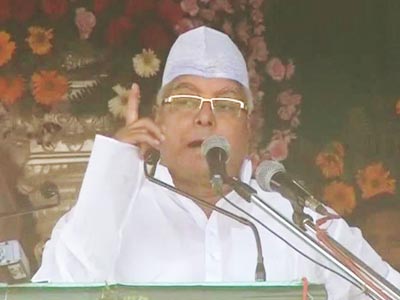 Lalu Prasad addresses 'parivartan' rally in Patna