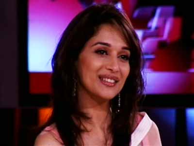 46 की हुईं माधुरी दीक्षित : एक यादगार कार्यक्रम 46 की हुईं माधुरी दीक्षित : एक यादगार कार्यक्रम