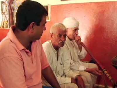Video : रवीश की रिपोर्ट : गांव, गोत्र, गुर्जर की कहानी