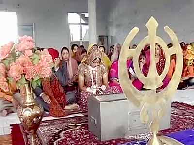 यहां शादी के लिए मां-बाप की रजामंदी है जरूरी...