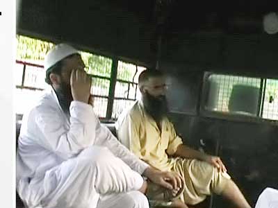 यूपी : संदिग्ध आतंकी की मौत की सीबीआई जांच