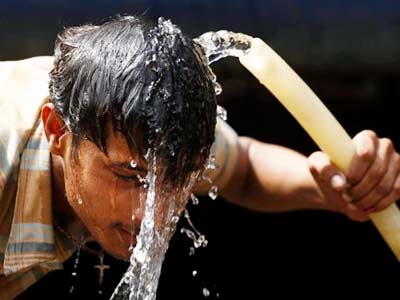 Video : No respite from heat for Delhi: Meteorological department