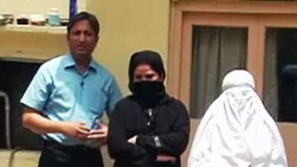 रवीश की रिपोर्ट : क्या जायज़ है इस्लाम में पर्दा...?