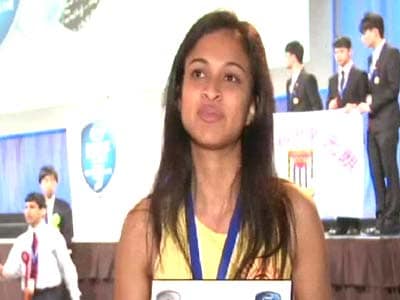 Video : Indian-American teen invents device that can charge phone in 20 seconds