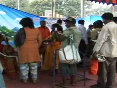 India Matters: Homeless in Hyderabad (Aired: Oct 2010) India Matters: Homeless in Hyderabad (Aired: Oct 2010)