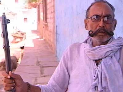 24 Hours in bandit country (Aired: October 2004)