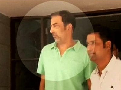 Video : Spot-fixing: Vindu's custody extended, wife says he is being victimised