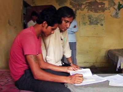 एनडीटीवी क्लासिक : यूपी के दलित हास्टलों की हकीकत