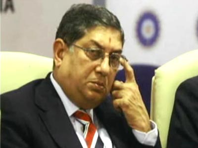 प्राइम टाइम : श्रीनिवासन हिलने को तैयार क्यों नहीं?