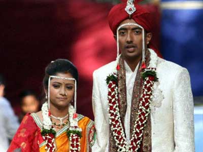 Cricketer Ankeet Chavan, arrested in spot-fixing scandal, ties the knot