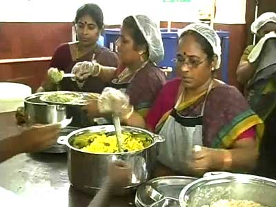 Video : What makes Jayalalithaa's 'Amma' canteens so successful