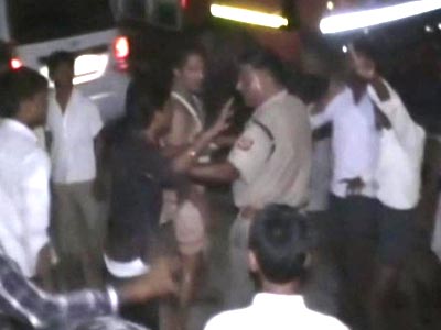 Senior cop slapped, roughed up by angry mob in Akhilesh's home district in UP