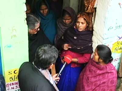 रवीश की रिपोर्ट : भूख पर लगी धारा 144