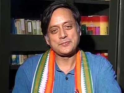 Video : Most teachers happy with new format: Tharoor on Delhi University's 4-yr course