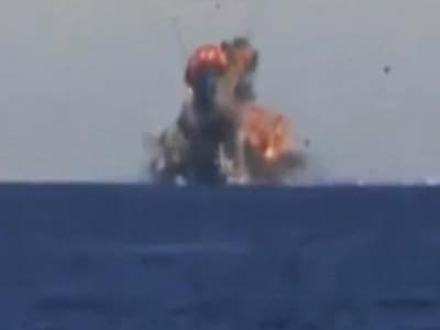 Video : Norwegian Navy blows up own ship