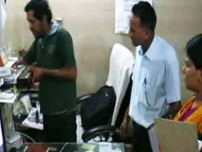 भरतपुर : गर्ल्स हॉस्टल के बाथरूम में लगा रखे थे कैमरे