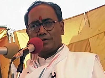 Video : Follow The Leader: Digvijaya Singh (Aired: November 2004)