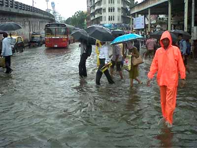 Torrential rains disrupt Mumbai; trains, flights delayed