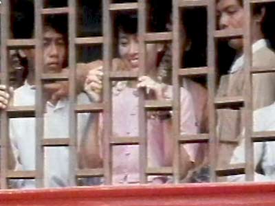 The World This Week: Caging democracy (Aired: November 1990) The World This Week: Caging democracy (Aired: November 1990)