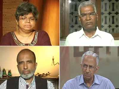 Maoists attack train: is a lack of political consensus hurting the fight against naxals?