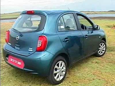 V40CC by night, new Micra in Madurai