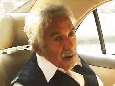 Opposition stalls Question Hour in Kerala Assembly over solar scam