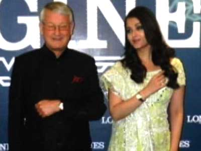 Ash wears <i>lehenga</i> at wristwear boutique launch