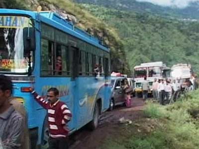 1500 tourists stranded in Himachal Pradesh after heavy rain