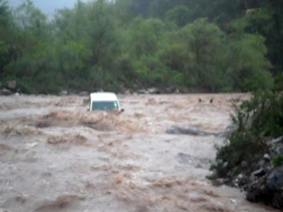 Uttarakhand: more than 60,000 stranded, hundreds feared dead