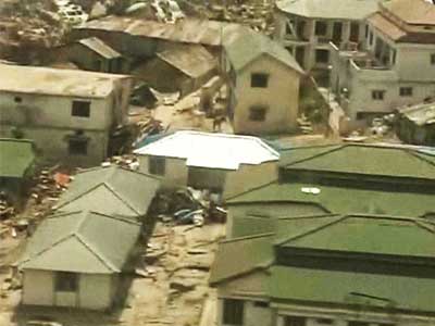 See aerial view of Kedarnath temple, area around it