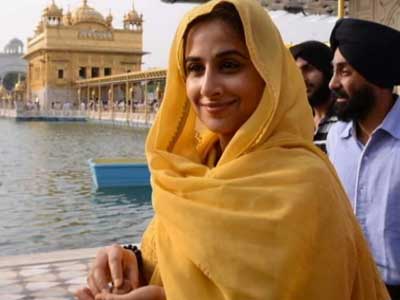 Vidya prays at Golden Temple