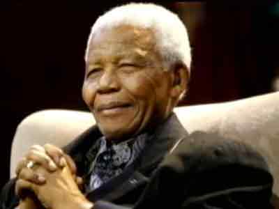 Video : South Africa prays for Nelson Mandela