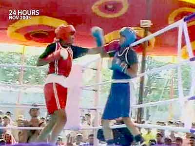 24 Hours with young female boxers (Aired: November 2005)