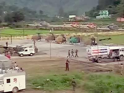 Videos : उत्तराखंड त्रासदी : छावनी में तब्दील हुआ गौचर