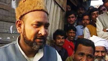 Reality Bites: The Muslim vote in Uttar Pradesh (Aired: February 2002)