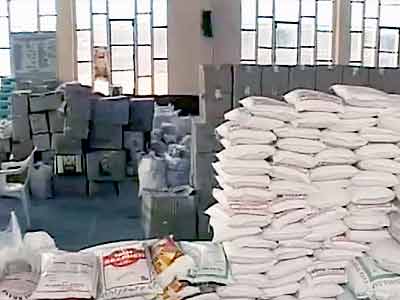 उत्तराखंड आपदा पीड़ितों तक राहत सामग्री पहुंचाने में दिक्कत उत्तराखंड आपदा पीड़ितों तक राहत सामग्री पहुंचाने में दिक्कत