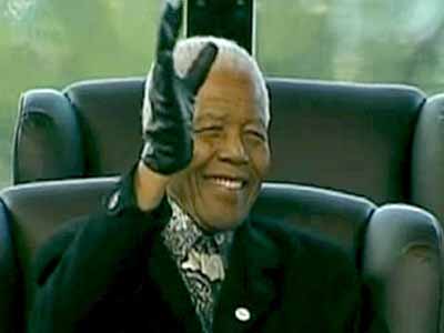 South Africa prays for Nelson Mandela's recovery