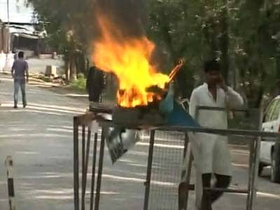Protest over the death of two people killed in Army firing in J&K
